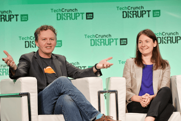 Cloudflare 창립자들을 담은 TechCrunch 기사 사진